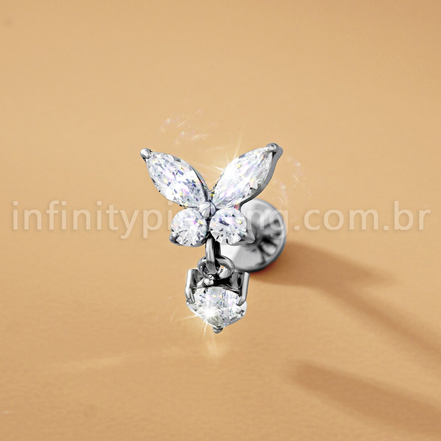 Piercing Labret Titânio Borboleta Com Pingente Coração