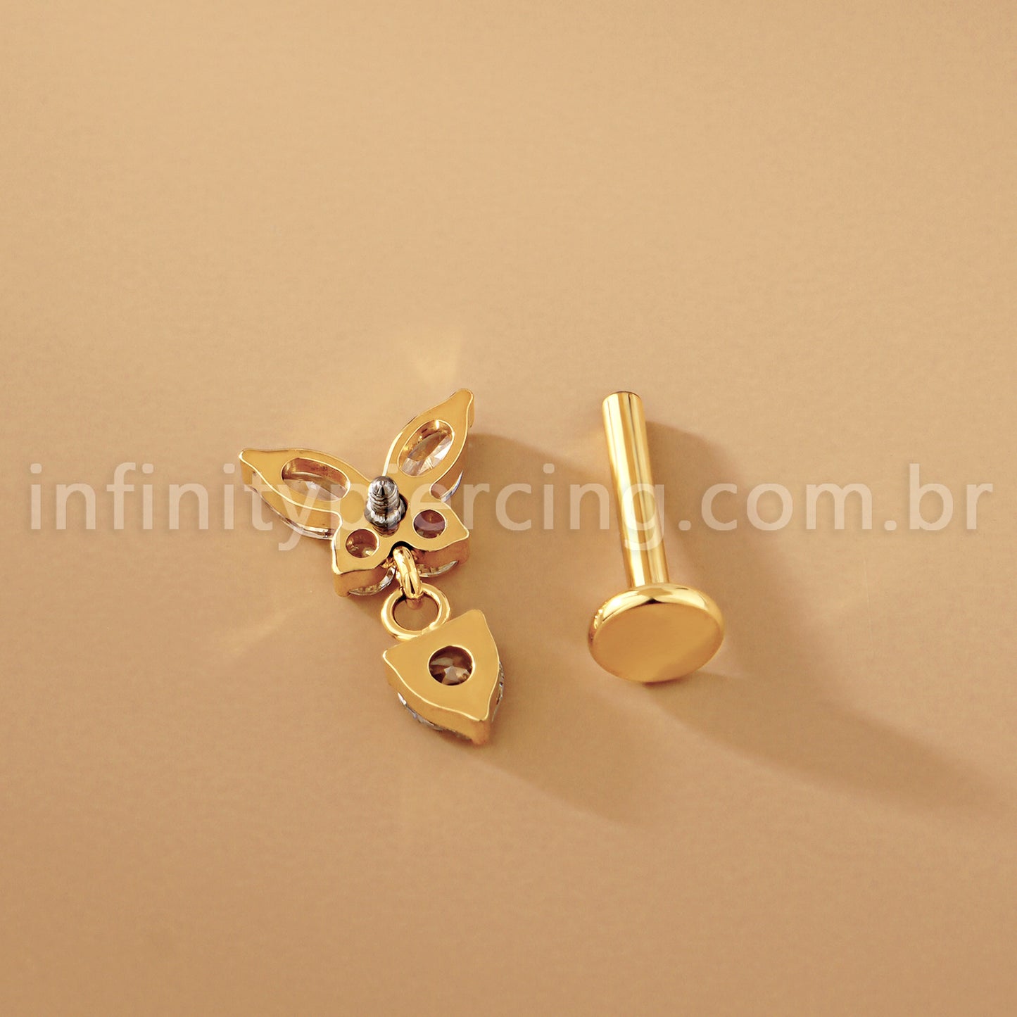 Piercing Labret Titânio Borboleta Com Pingente Coração