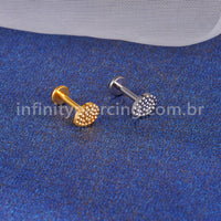 Piercing Labret Titânio Gota Detalhado