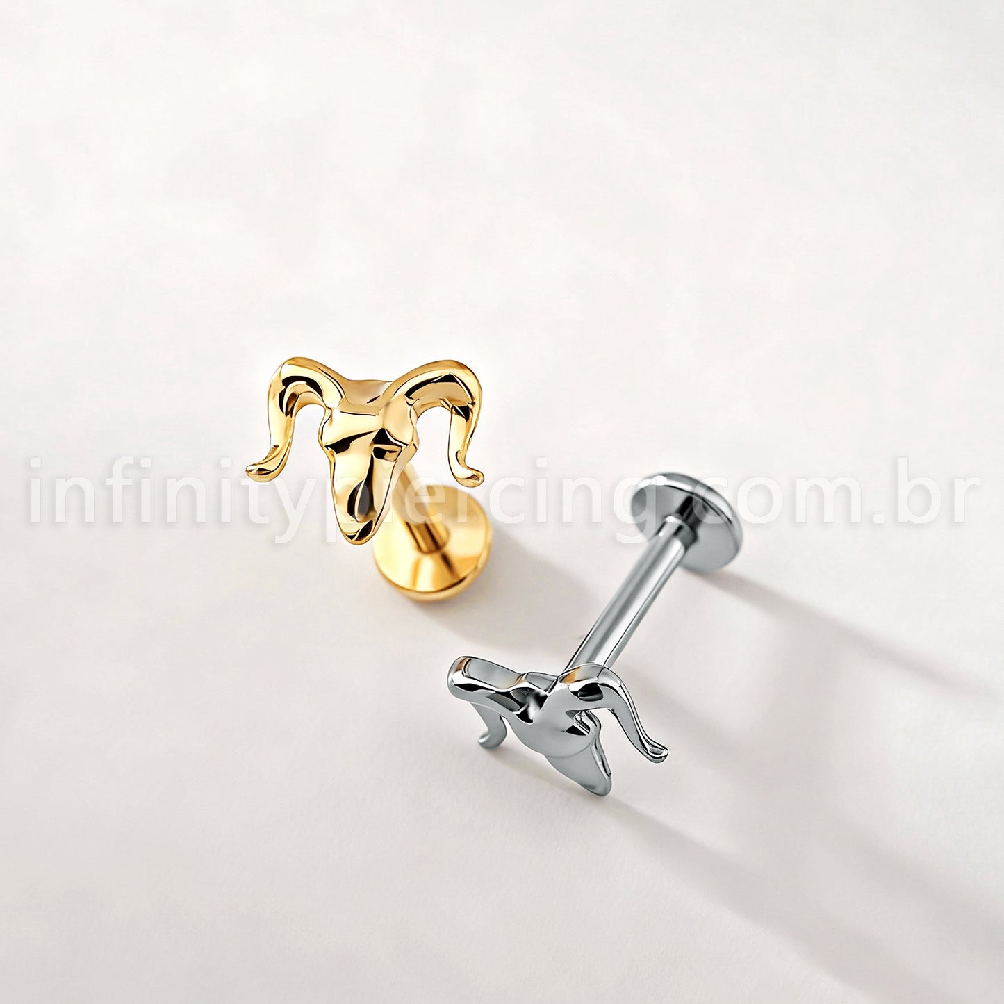Piercing Labret Titânio Carneiro
