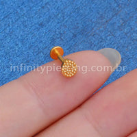 Piercing Labret Titânio Gota Detalhado