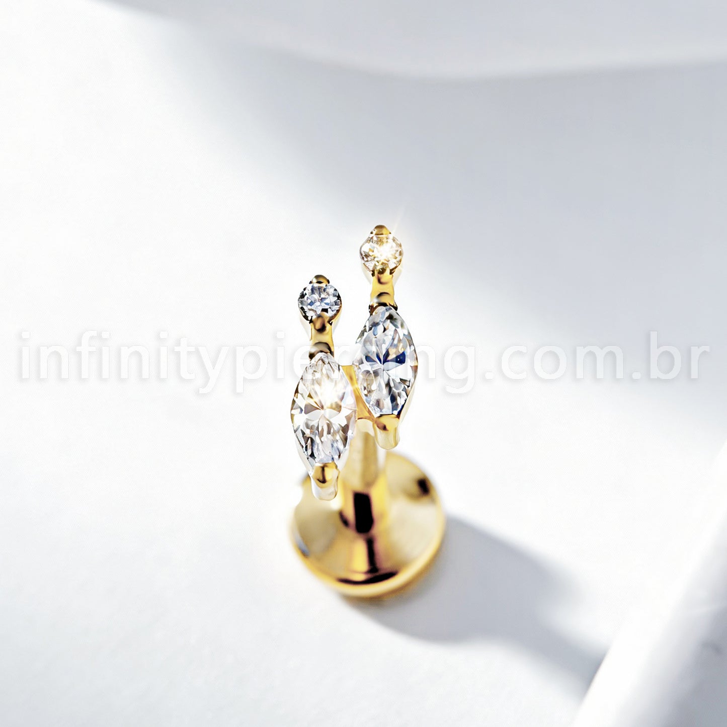 Piercing Labret Titânio Zircônia Cravejada