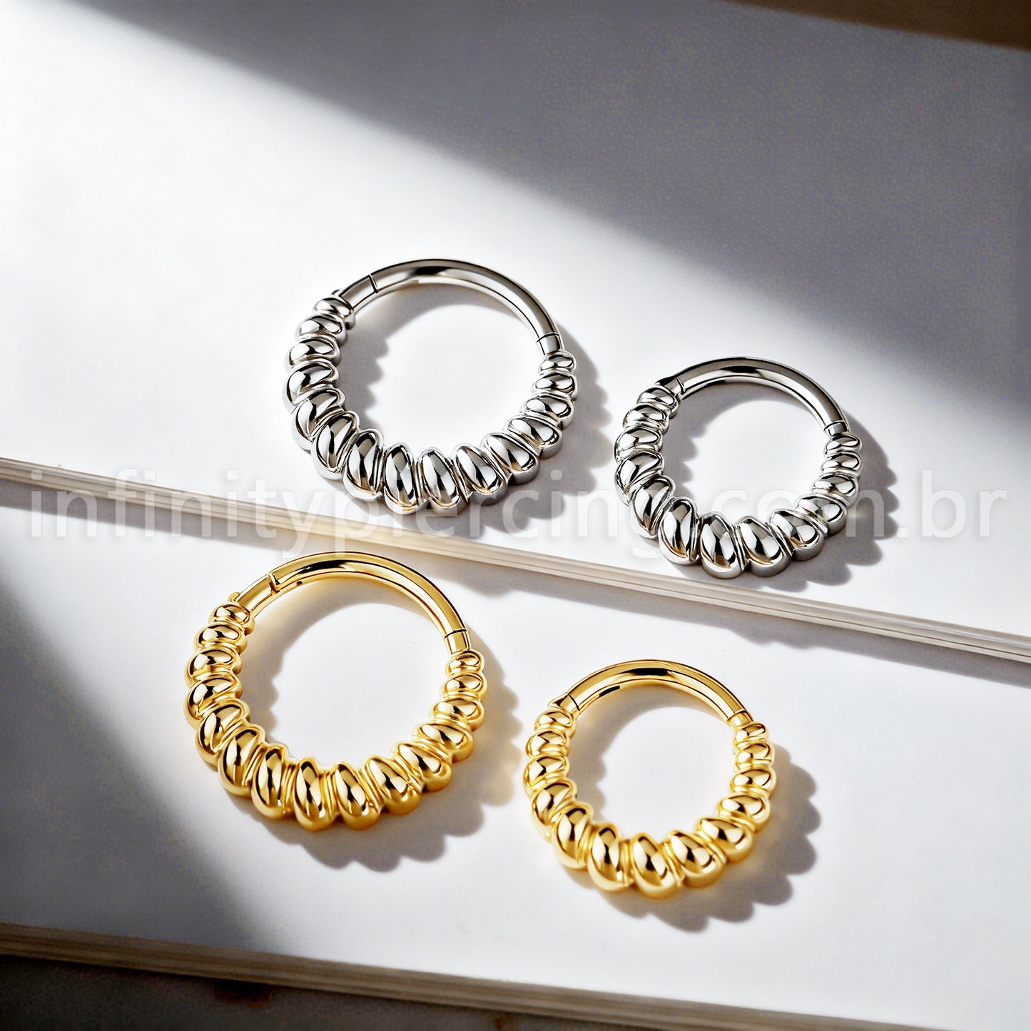 Piercing Argola Titânio Com Detalhe Torcido