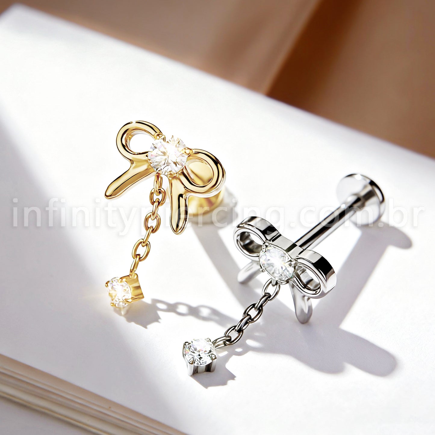 Piercing Labret Titânio Laço Com Pingente