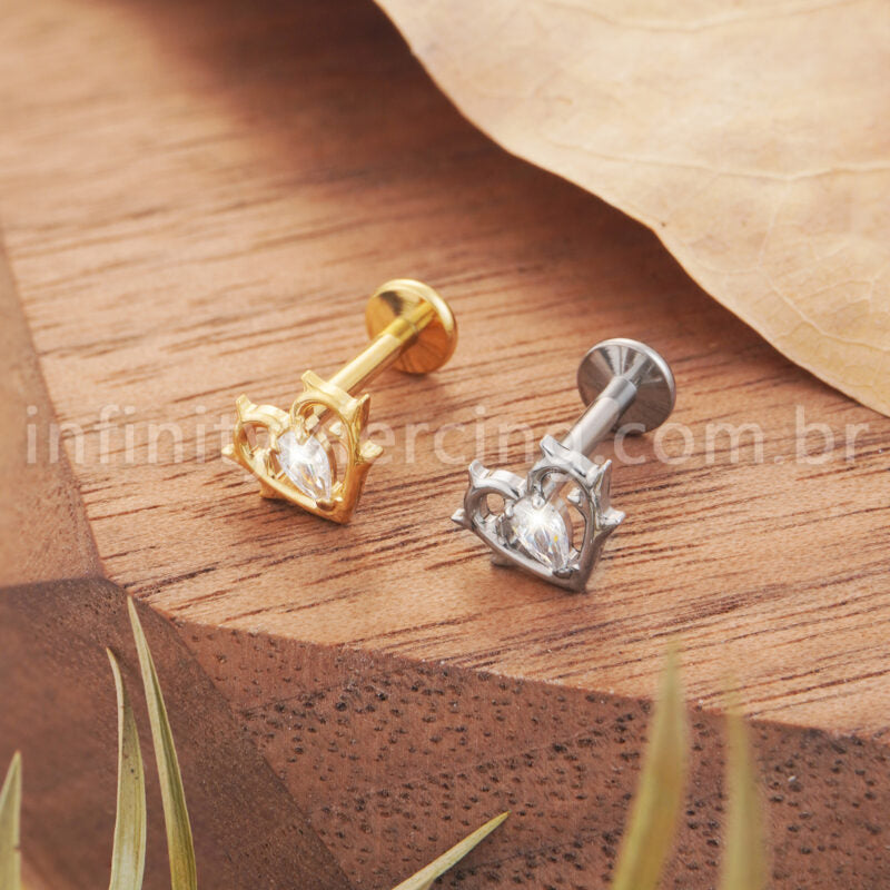 Piercing Labret Coração Vazado Titânio Zircônia  Cravejada