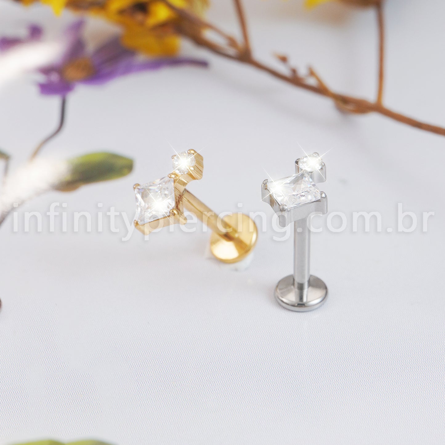 Piercing Labret Titânio Quadrado  Zircônias