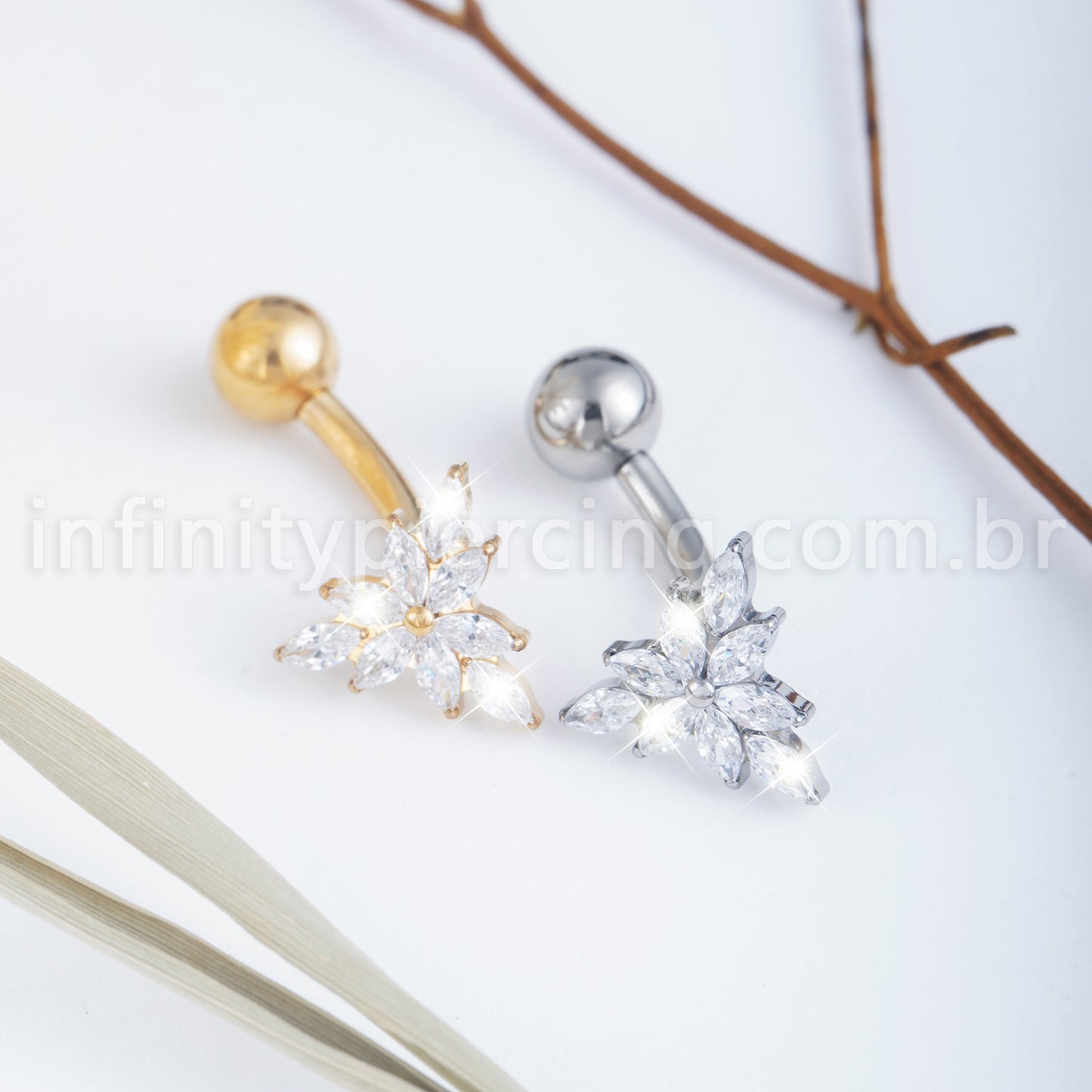 Piercing Banana Titânio Folhas Zircônia Cravejada