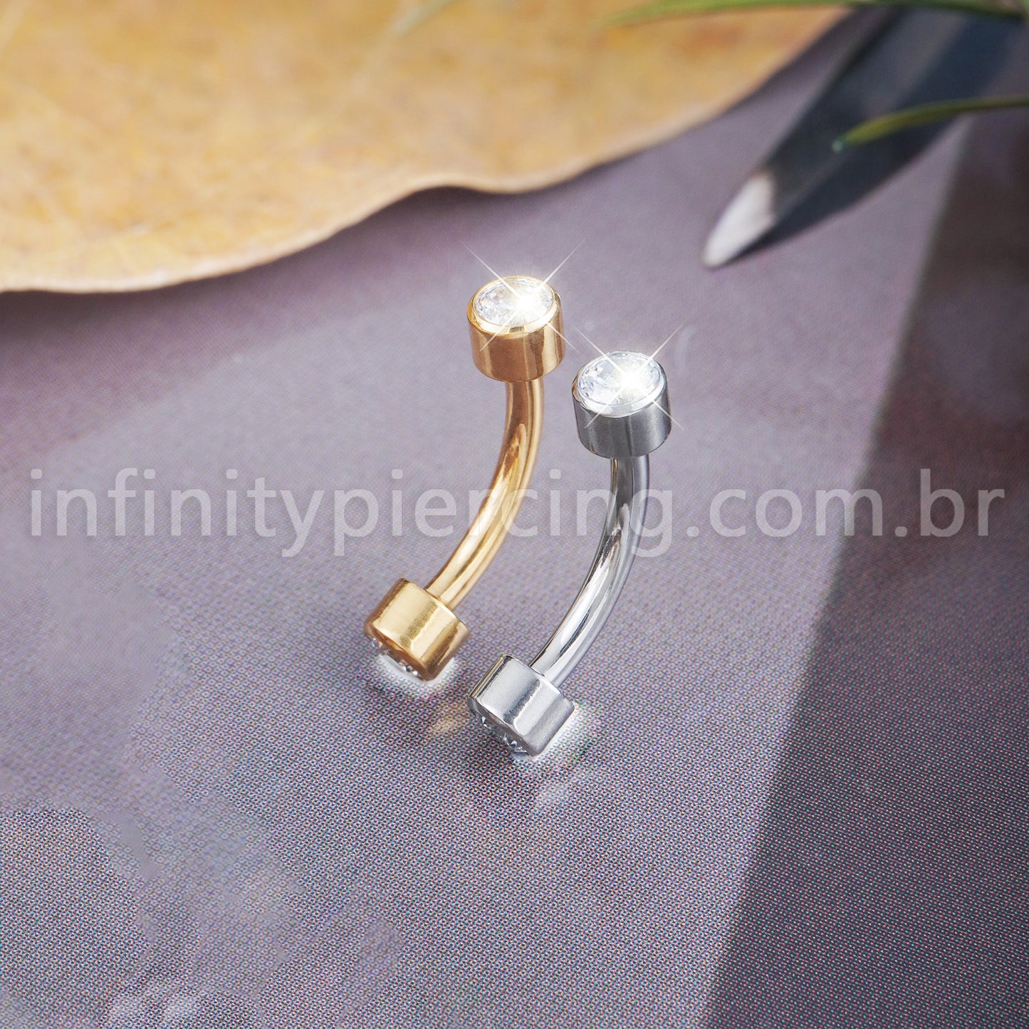 Piercing Barbell Curvo Titânio Zircônia
