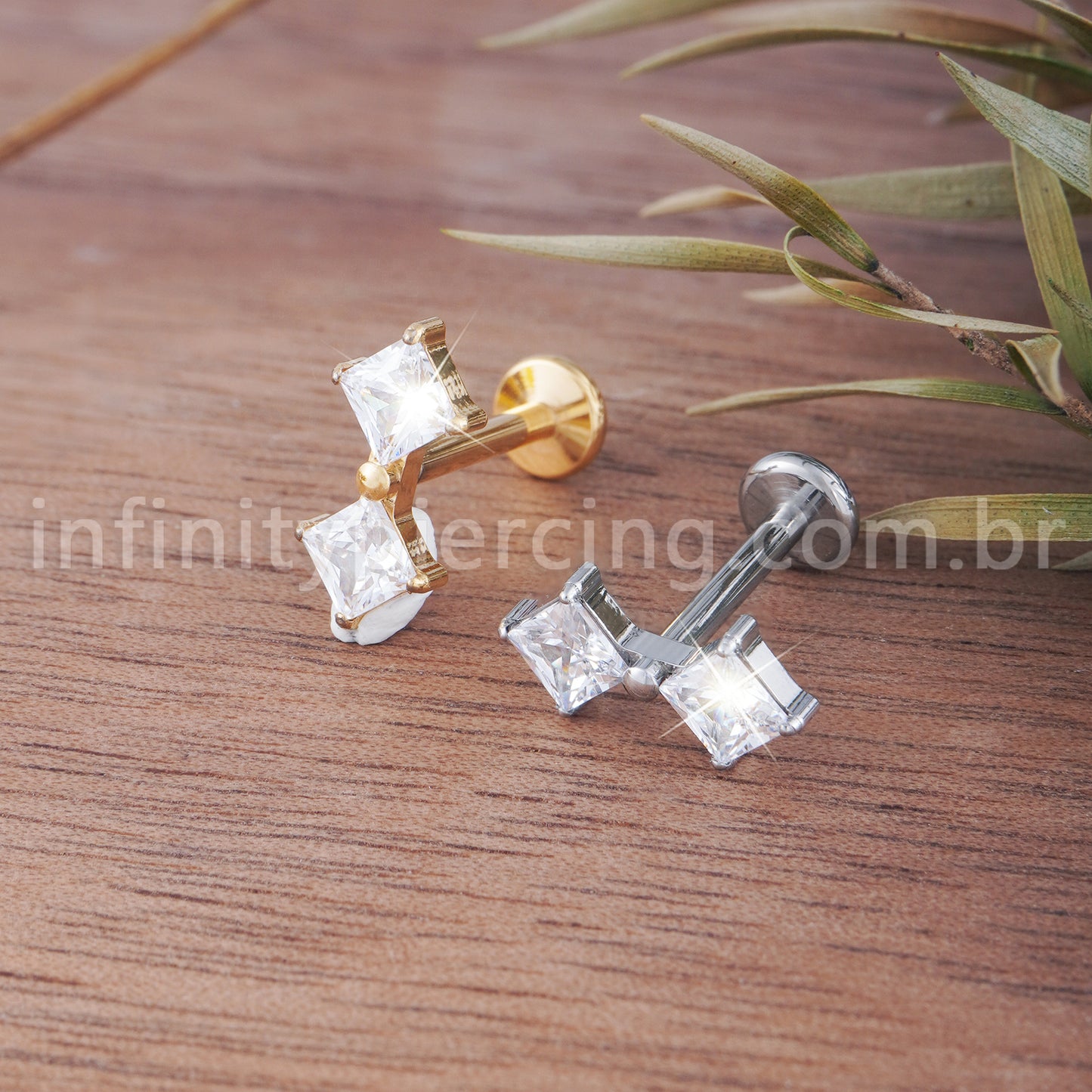 Piercing Labret Titânio Quadrado 2 Zircônias