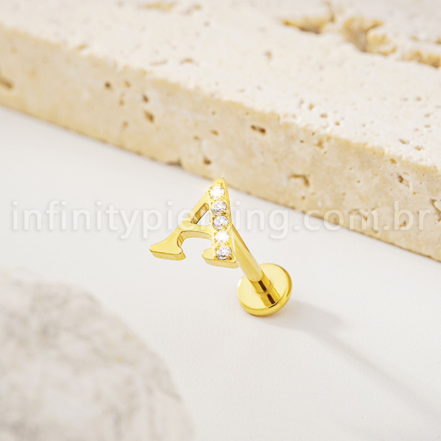 Piercing Labret Titânio Letras Com Zircônia Cravejada