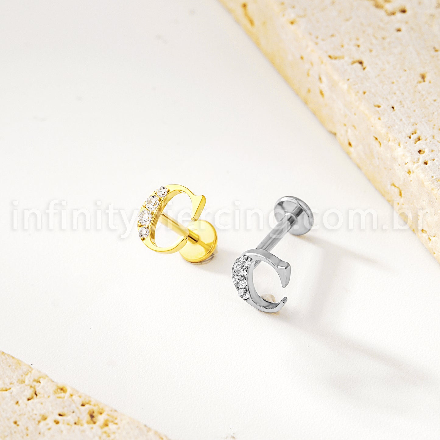 Piercing Labret Titânio Letras Com Zircônia Cravejada