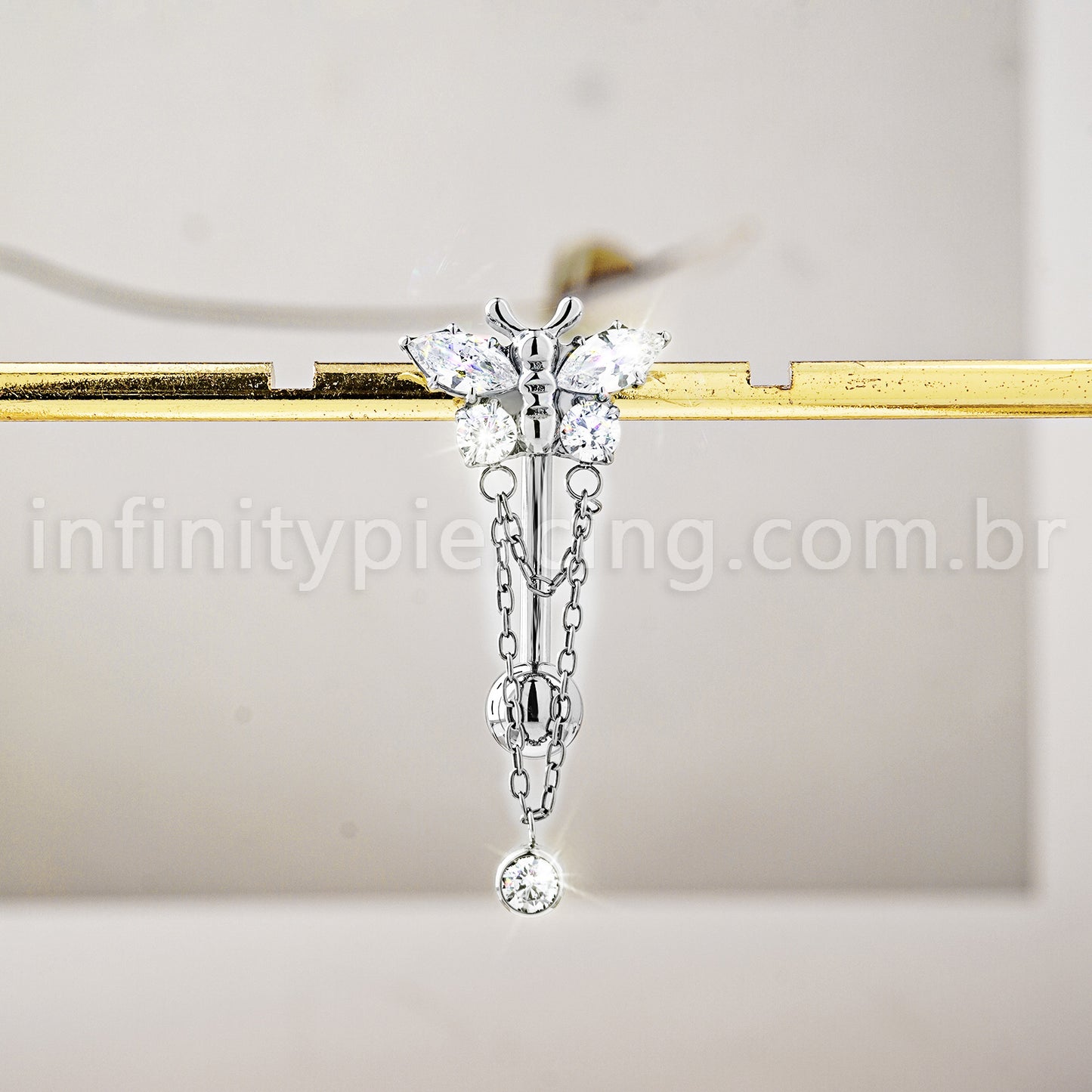 Piercing Banana Titânio Borboleta Zircônia Cravejada