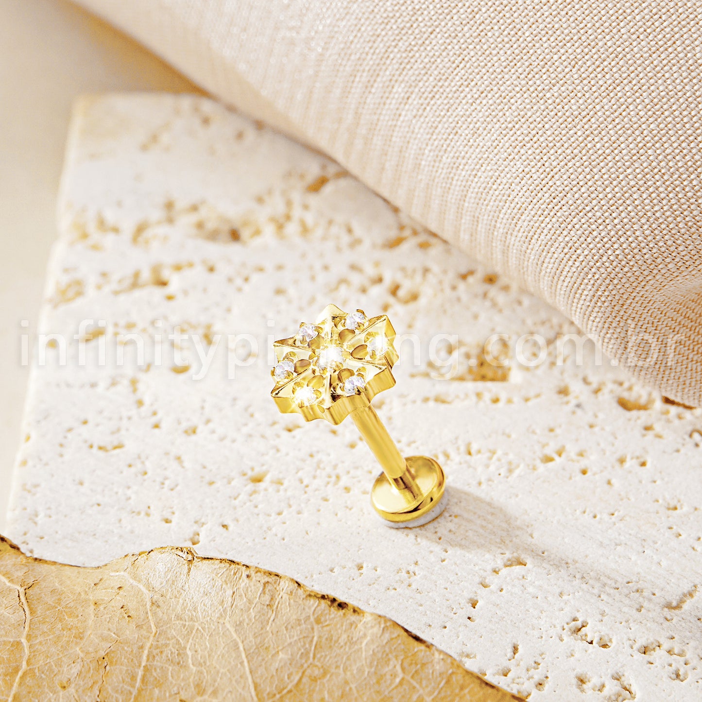 Piercing Labret Titânio Flor Zircônia Cravejada