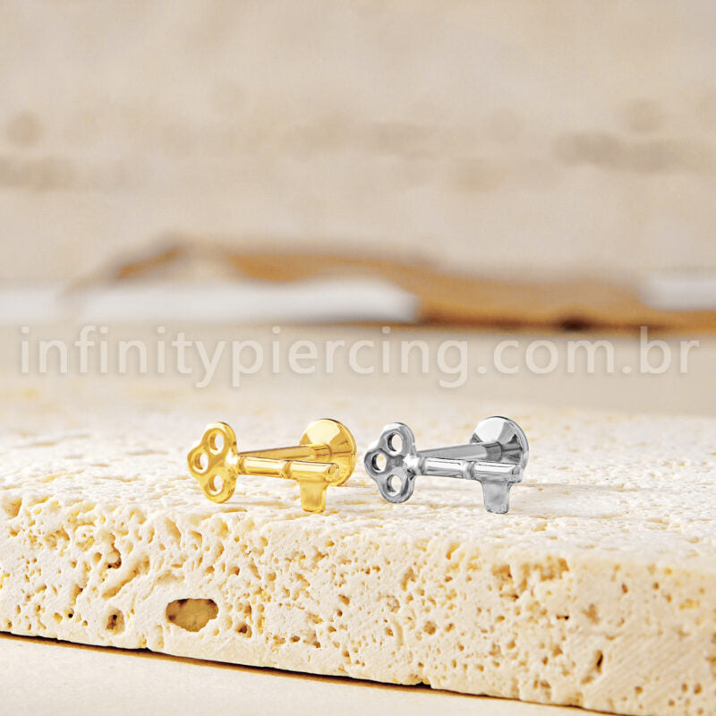 Piercing Labret Titânio Chave