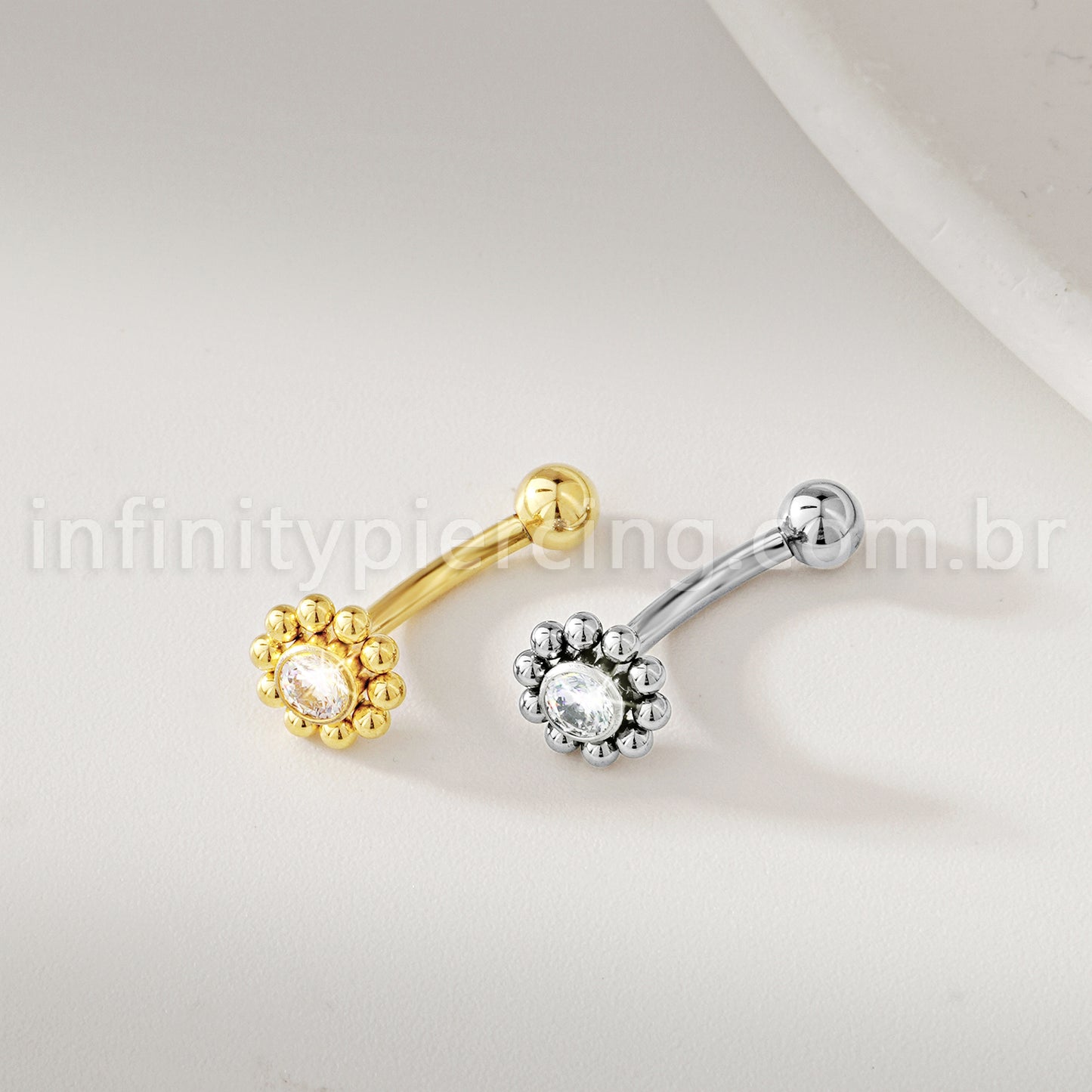 Piercing Minibarbell Curvo Titânio Flor/Zircônia Cravada