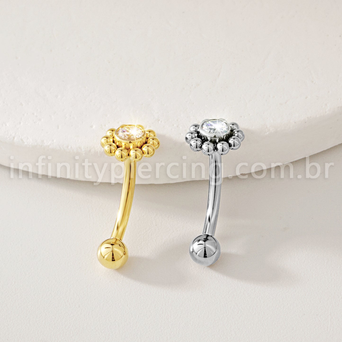 Piercing Minibarbell Curvo Titânio Flor/Zircônia Cravada