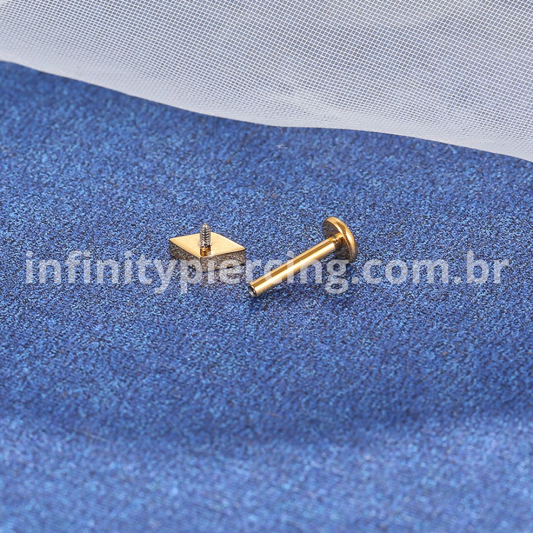 Piercing Labret Titânio Rosca Interna Losango Zircônia Cravejada