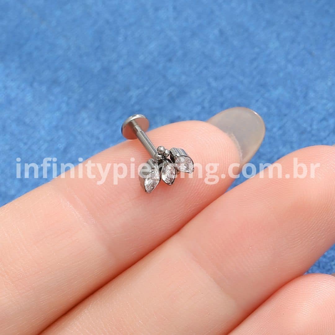 Piercing Labret Titânio Rosca Interna Zircônia Cravejada 3 Pedras Oval