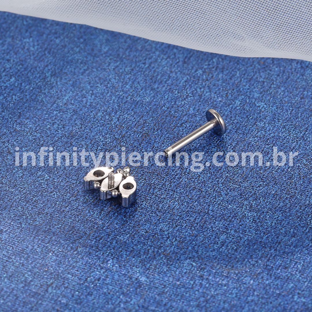 Piercing Labret Titânio Rosca Interna Zircônia Cravejada 3 Pedras Oval
