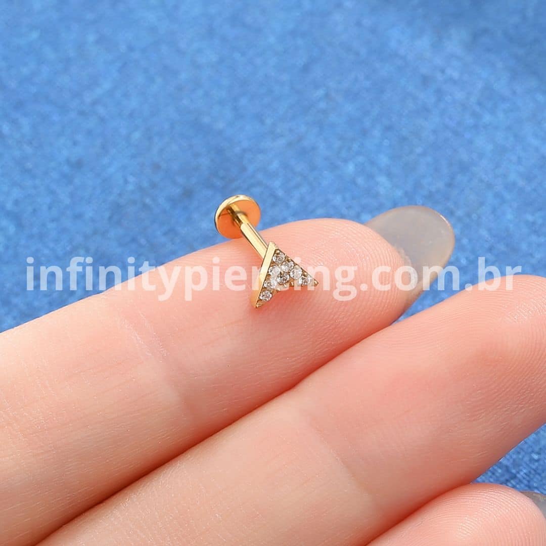 Piercing Labret Titânio Rosca Interna Seta Zircônia Cravejada