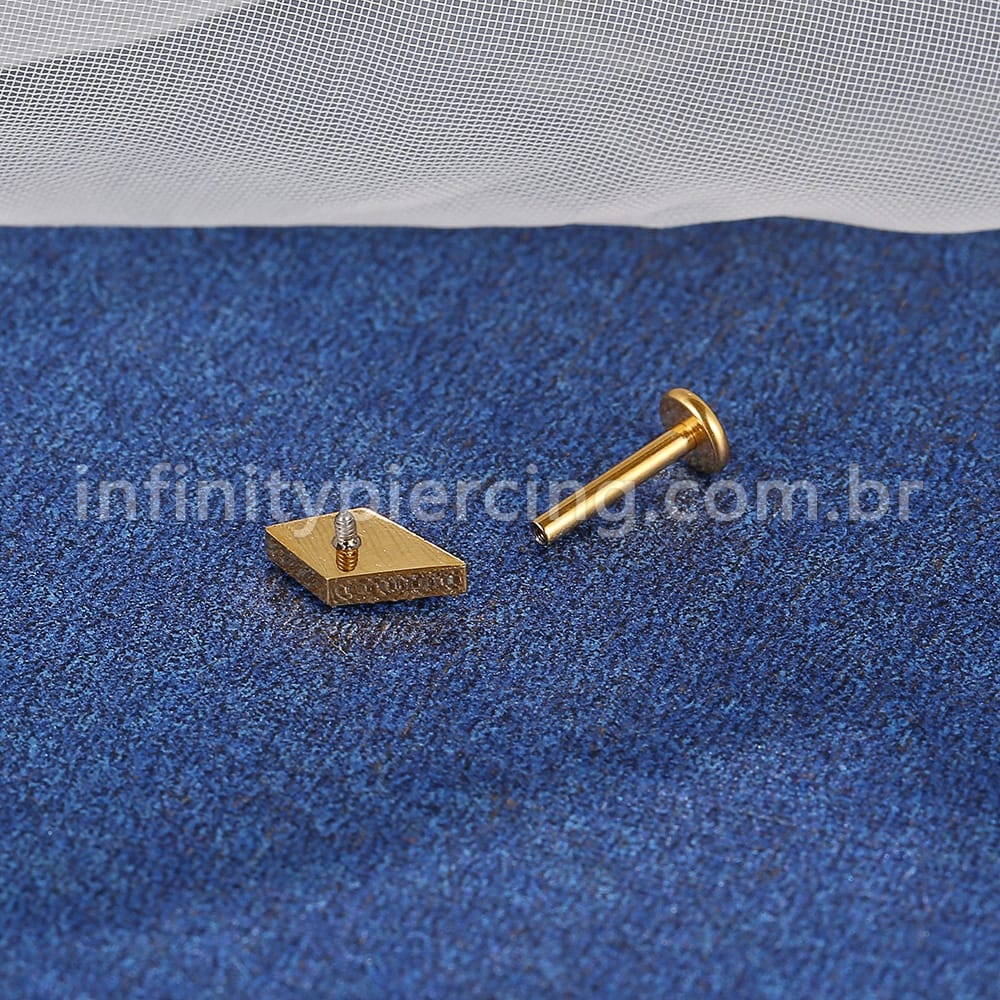 Piercing Labret Titânio Losango Zircônias Cravejadas