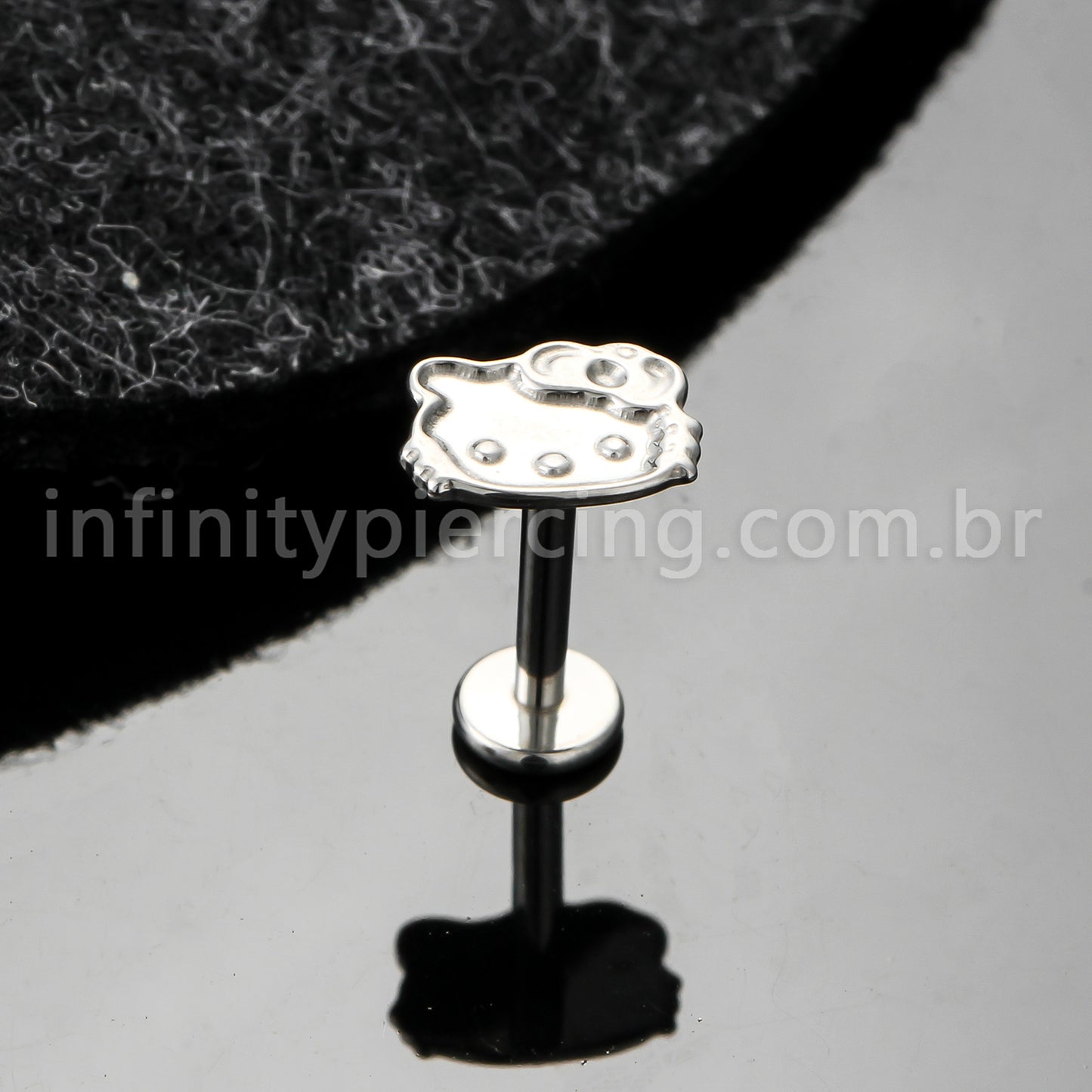 Piercing Labret Titânio Gatinha Com Laço