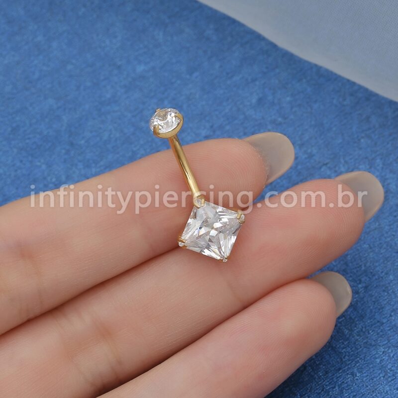 Piercing Banana Titânio Quadrada 2 Zircônias