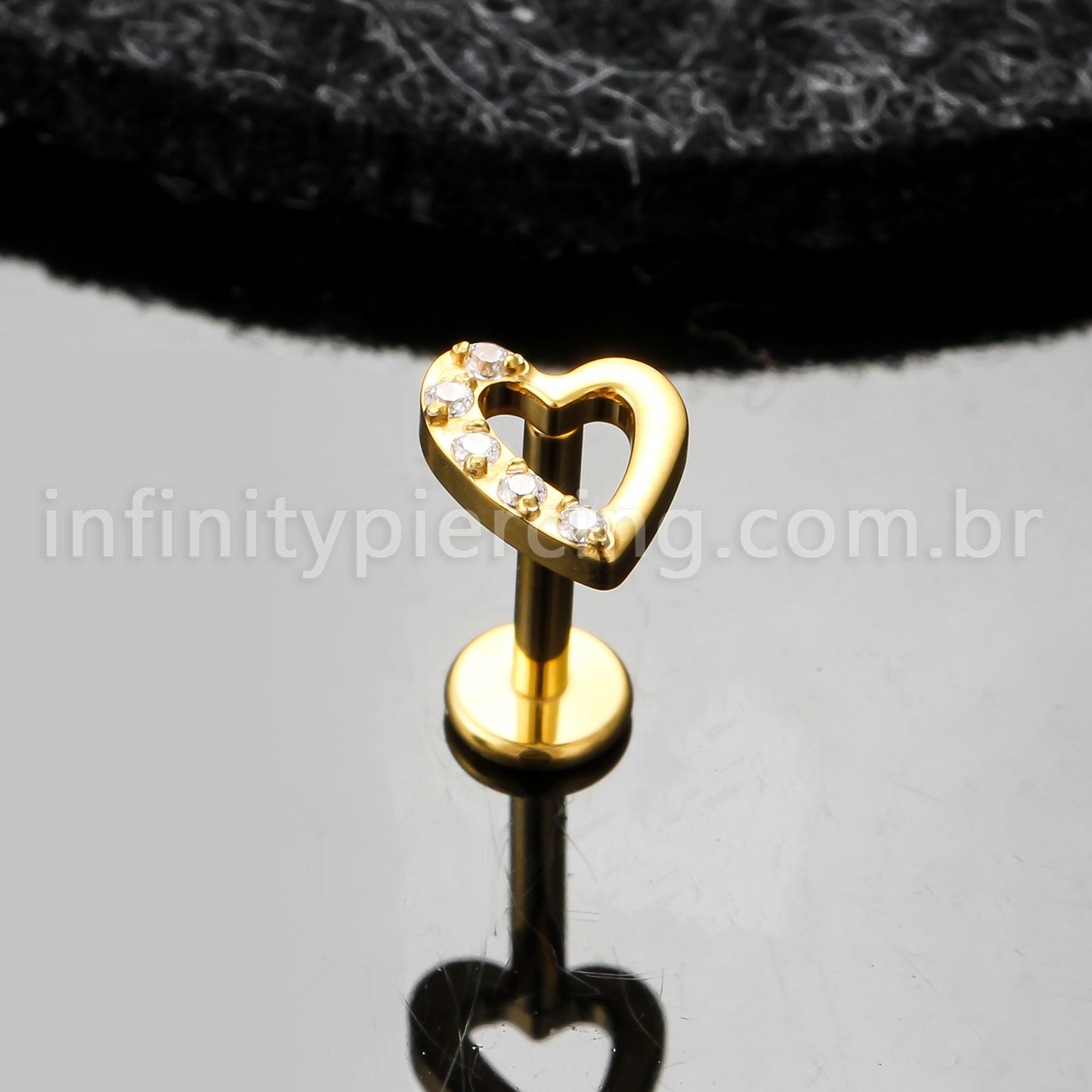 Piercing Labret Titânio Coração Com Zircônia Lateral