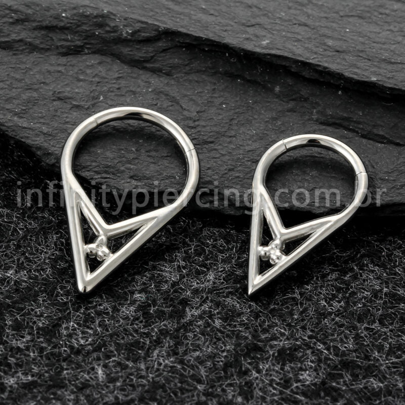 Piercing Argola Titânio Com Detalhes