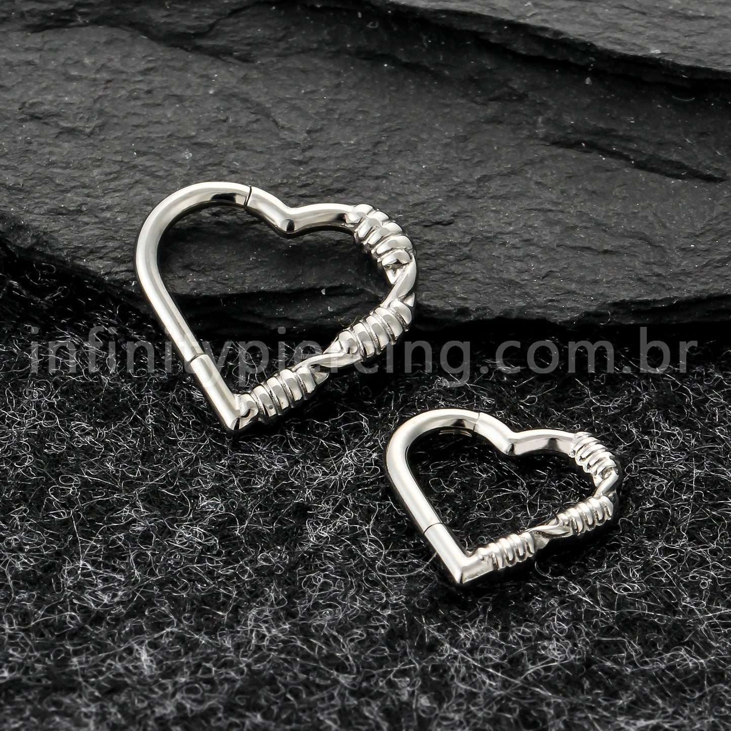 Piercing Argola Coração Titânio Com Detalhes Arame