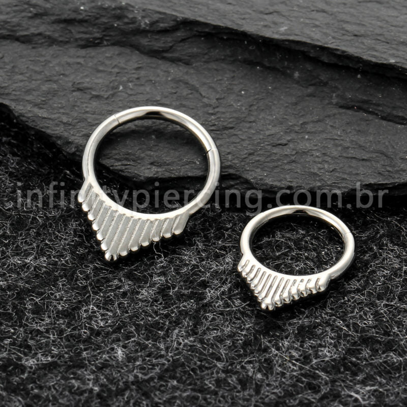 Piercing Argola Titânio Detalhado