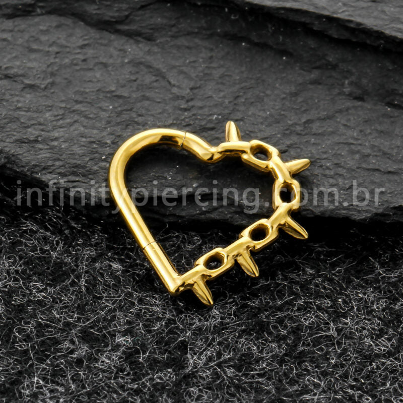 Piercing Argola Coração Titânio Com Detalhes