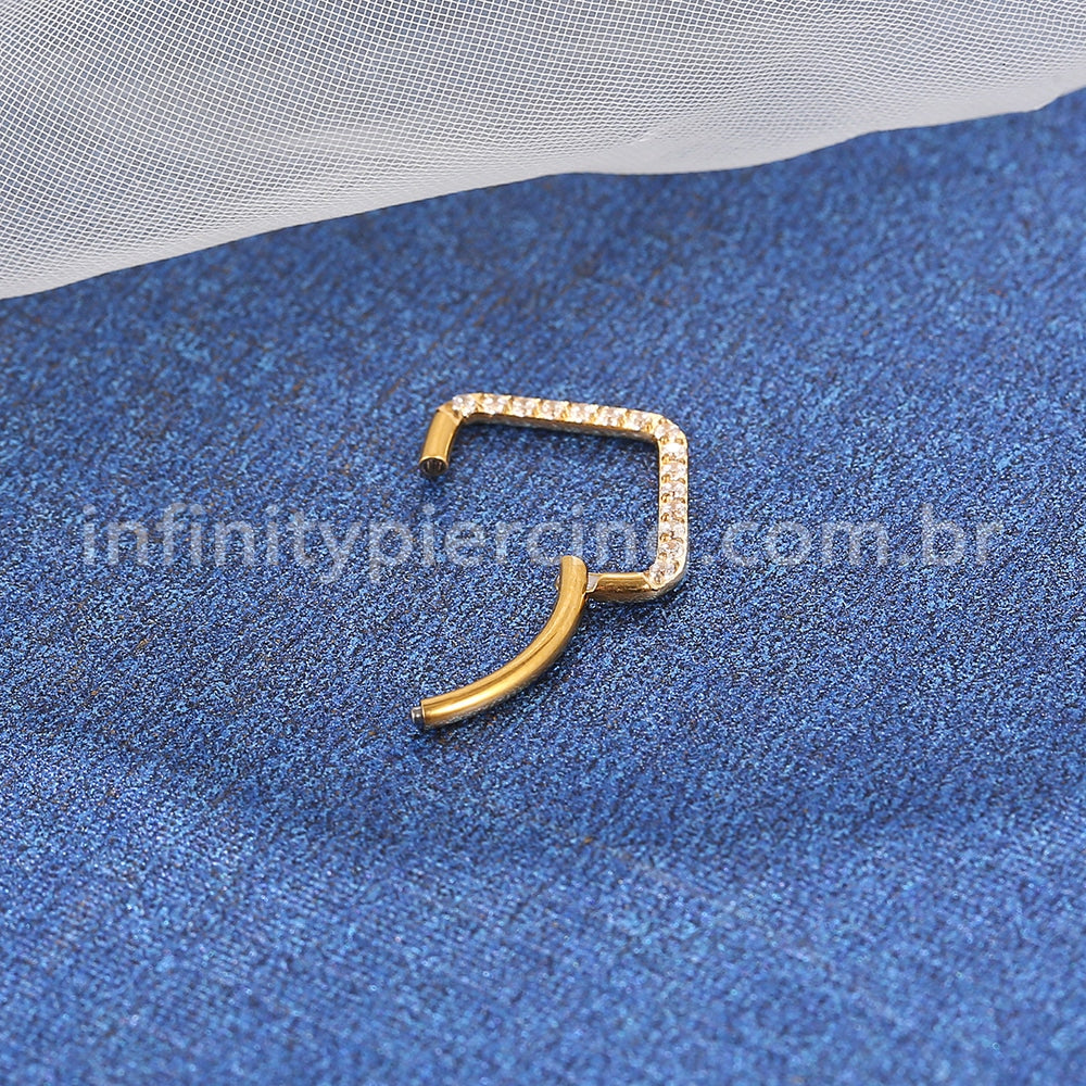 Piercing Argola Triangulo Titânio Segmento Articulado Zircônia