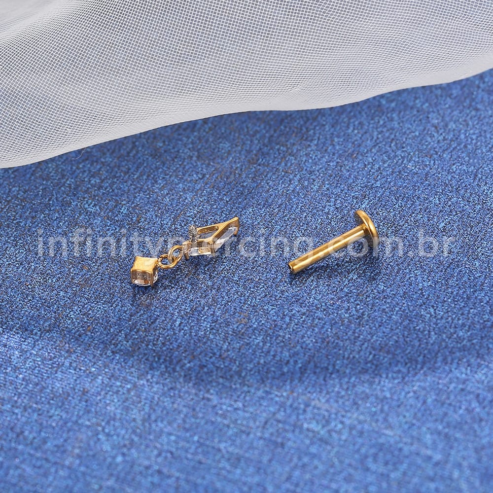 Piercing Labret Titânio Losango Com Pingente Zircônia