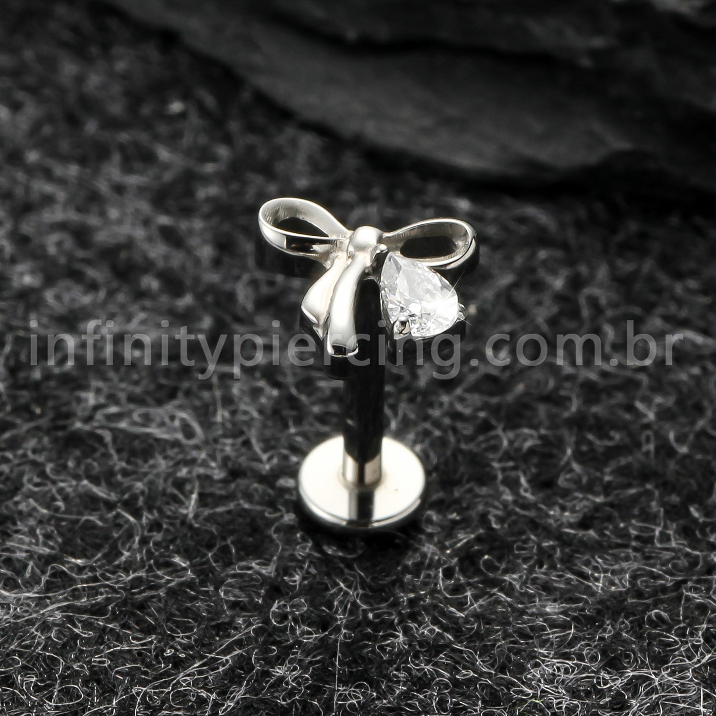 Piercing Labret Titânio Laço