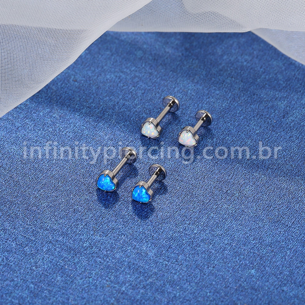 Piercing Labret Titânio Coração Opala