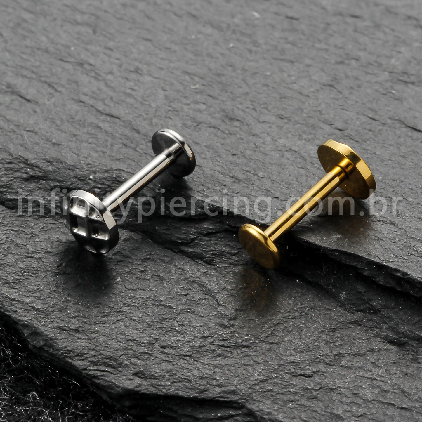 Piercing Labret Titânio Redondo Jogo Da Velha
