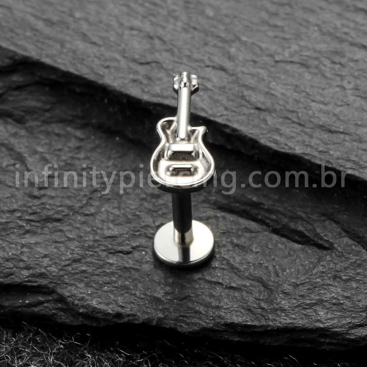 Piercing Labret Titânio Violão