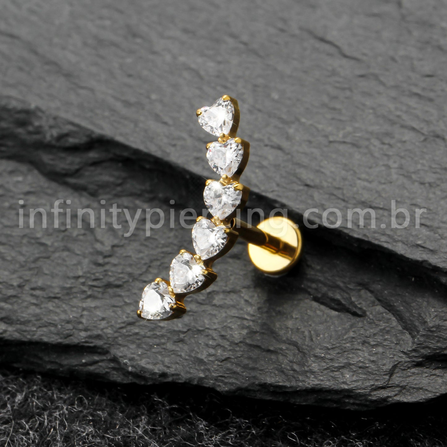 Piercing Labret Titânio Cluster Corações Zircônia Cravejada