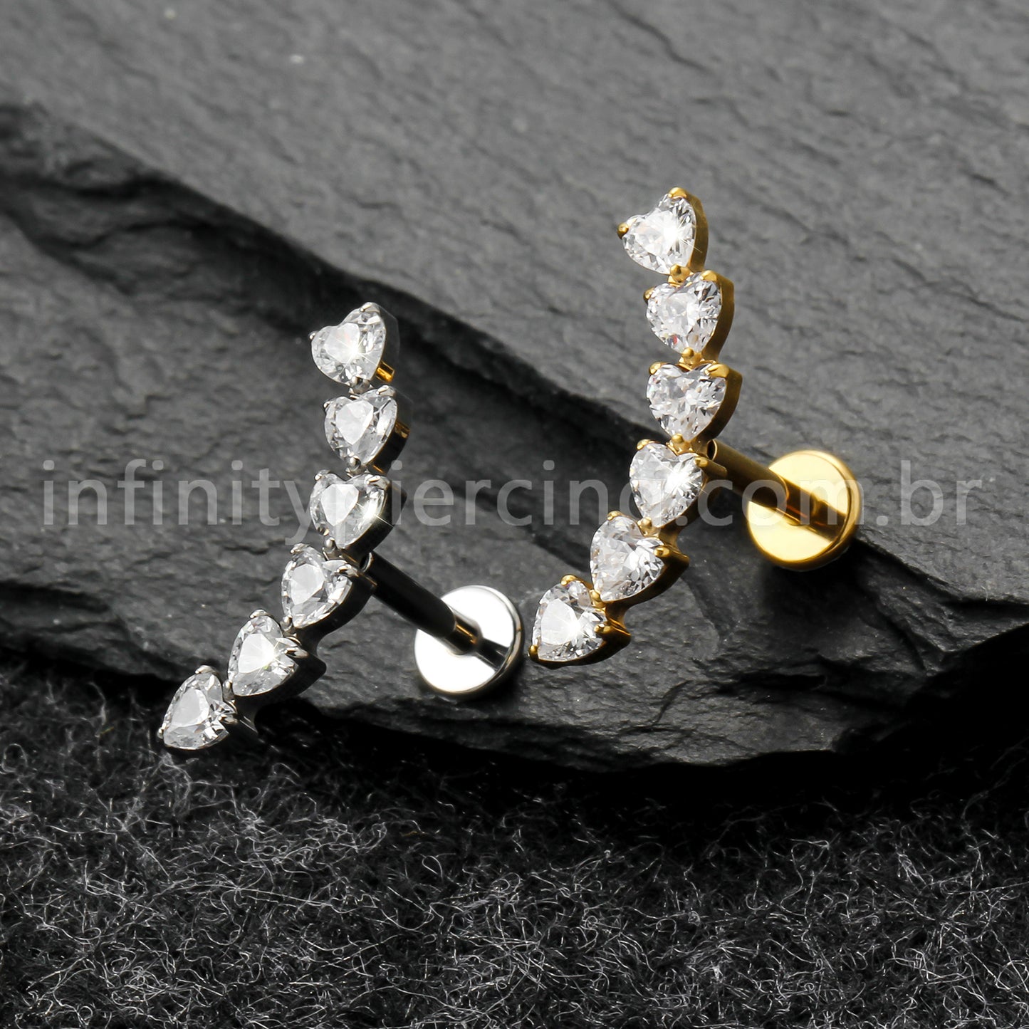 Piercing Labret Titânio Cluster Corações Zircônia Cravejada