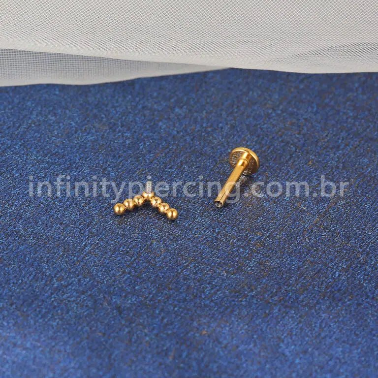 Piercing  Labret Titânio Bolinhas