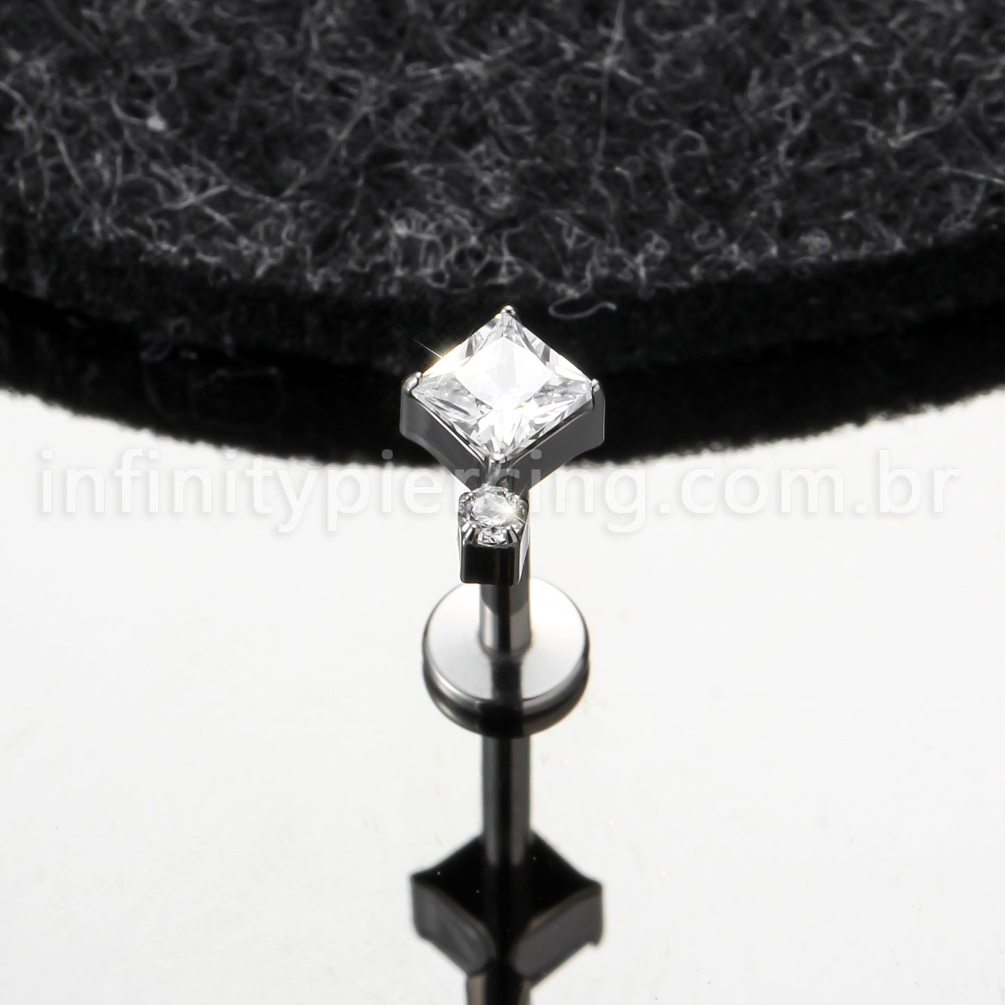 Piercing Labret Titânio Zircônia Cravejada