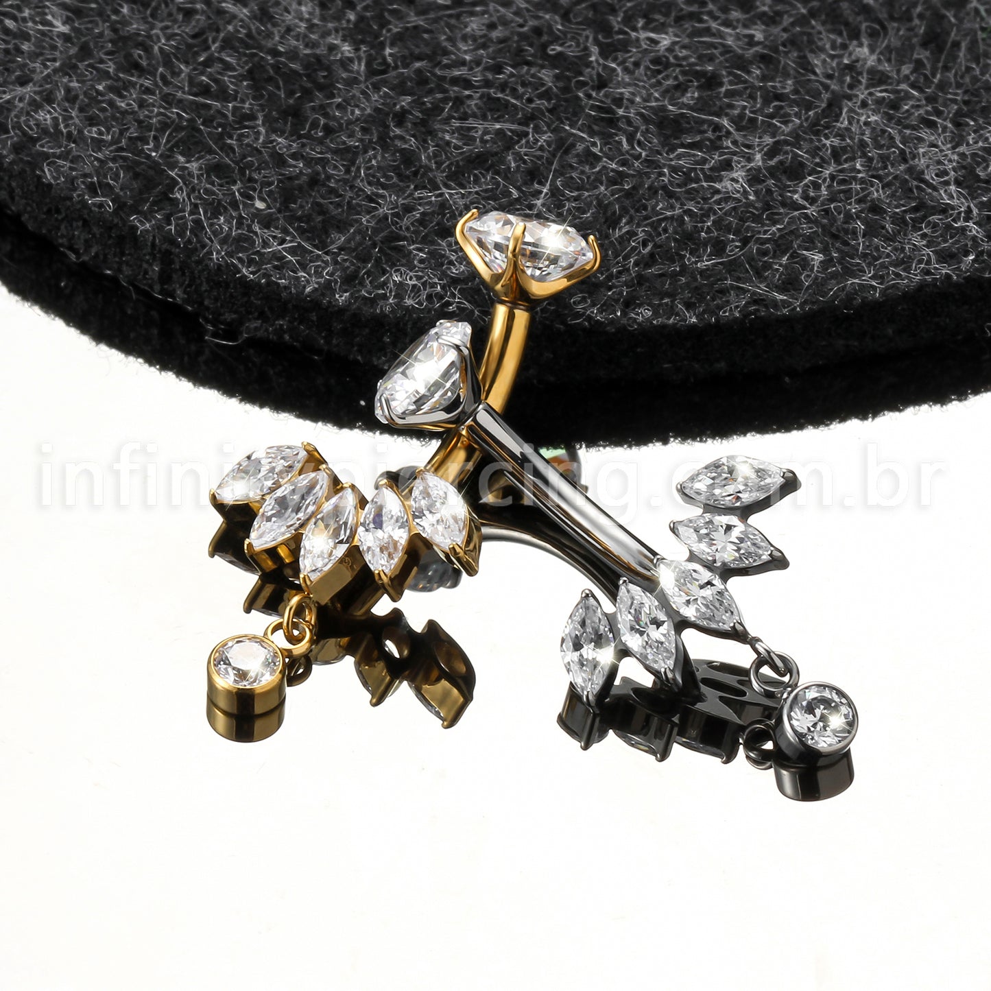 Piercing Banana Titânio Zircônia Cravejada Com Pingente