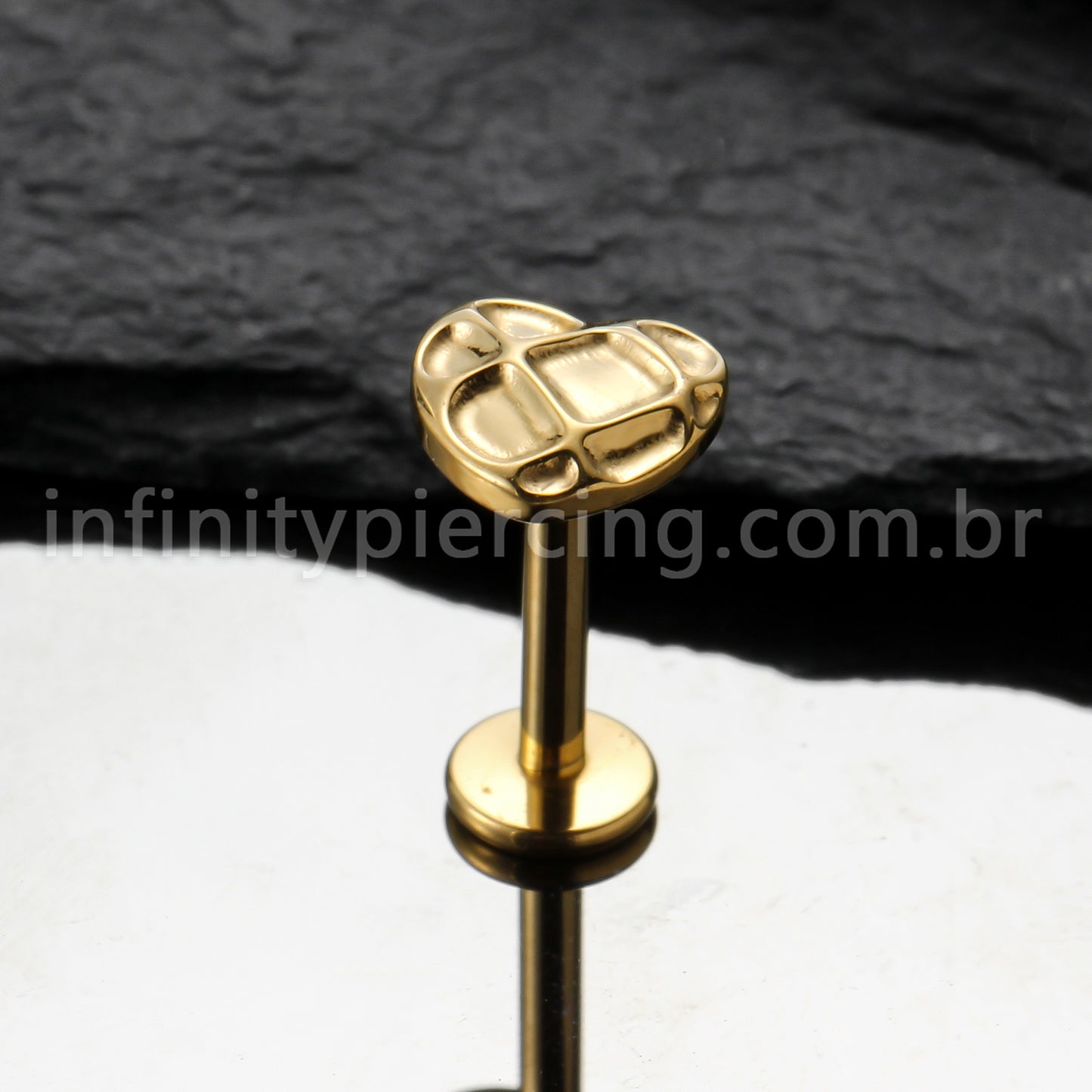 Piercing Labret Titânio Coração Jogo Da Velha