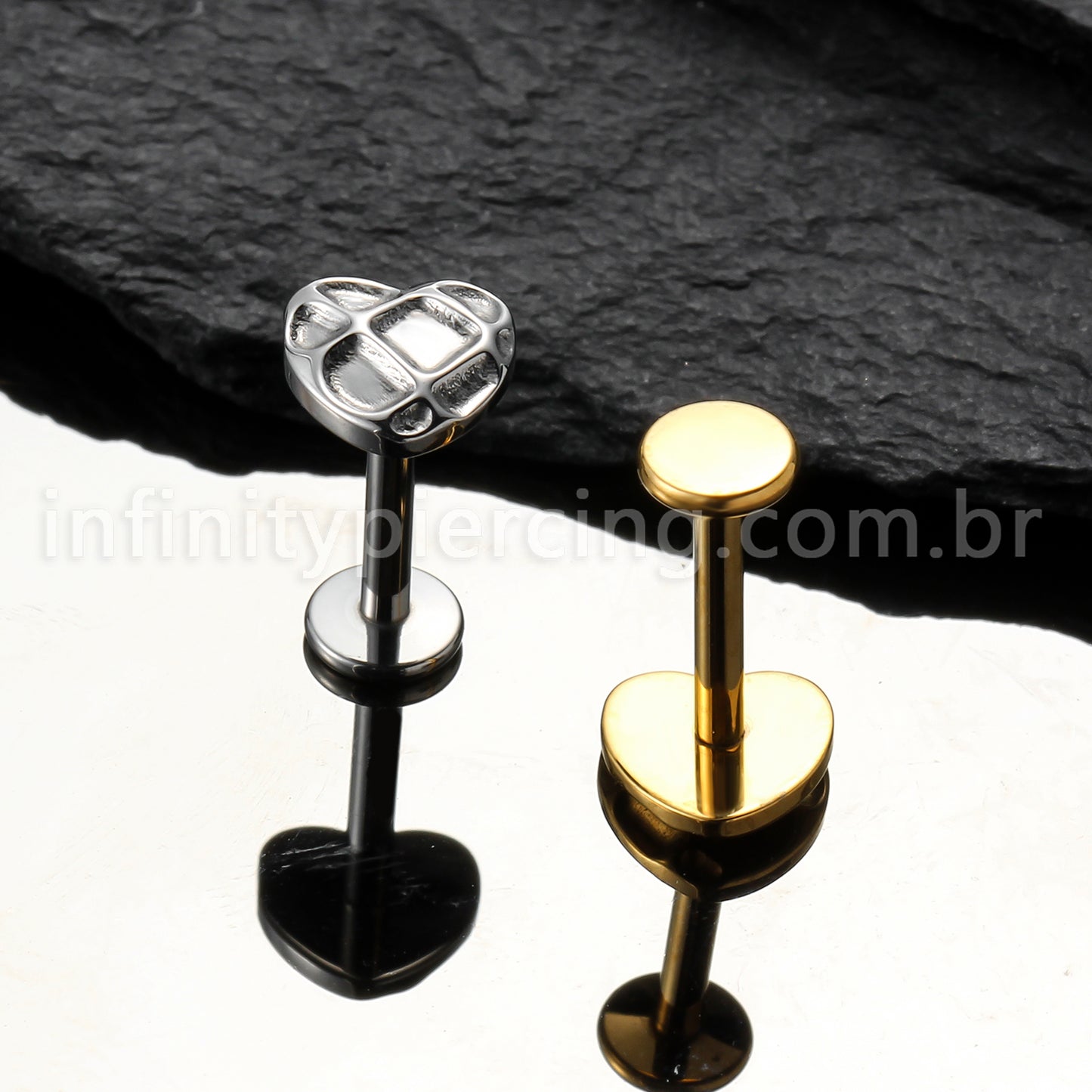 Piercing Labret Titânio Coração Jogo Da Velha