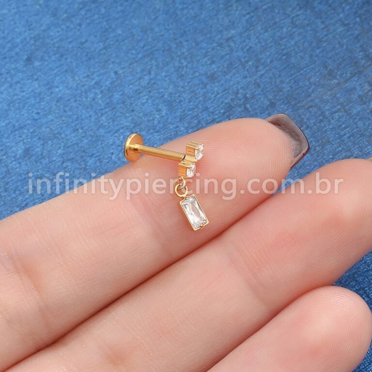 Piercing Labret Titânio Zircônia Cravejada Com Pingente Quadrado