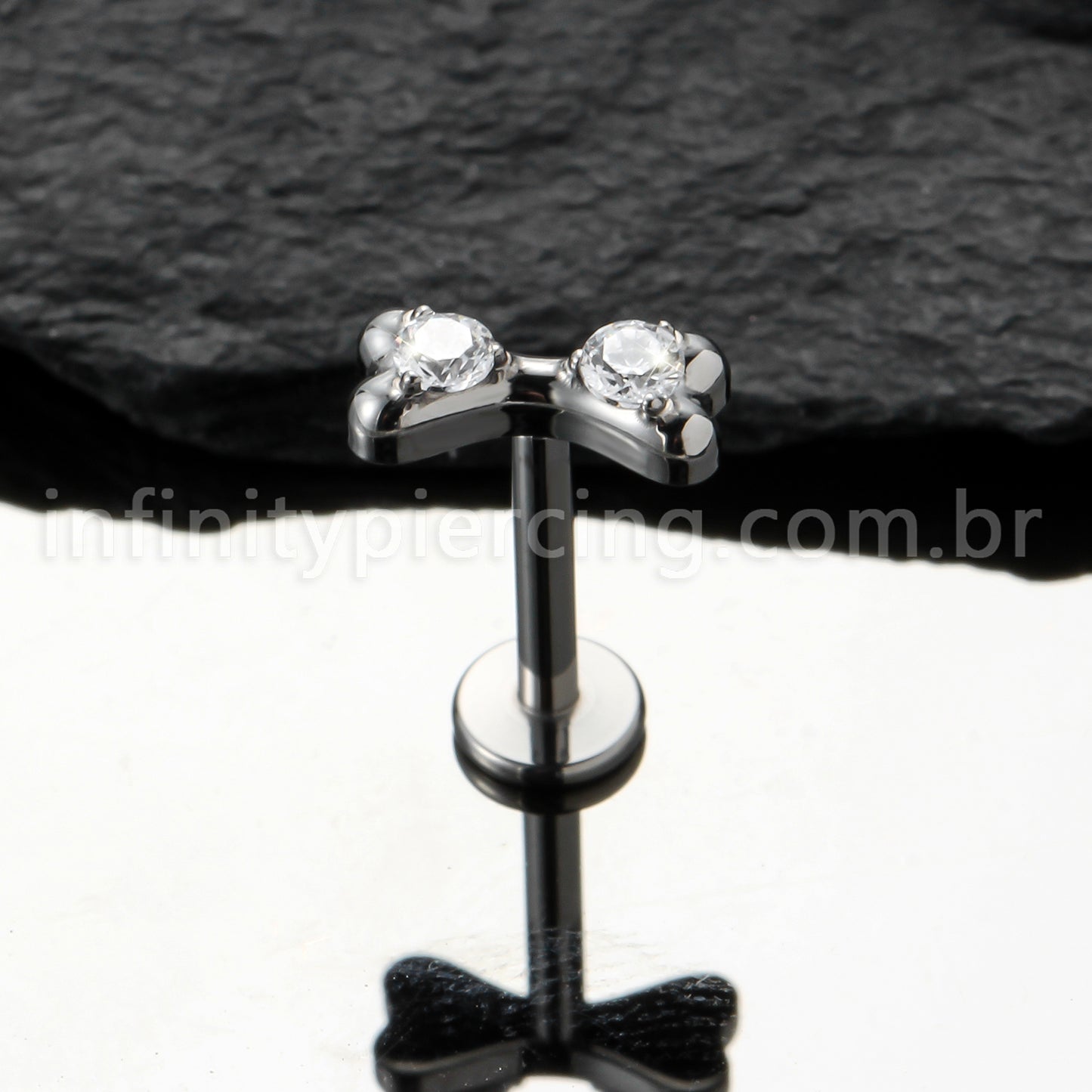 Piercing Labret Titânio Laço