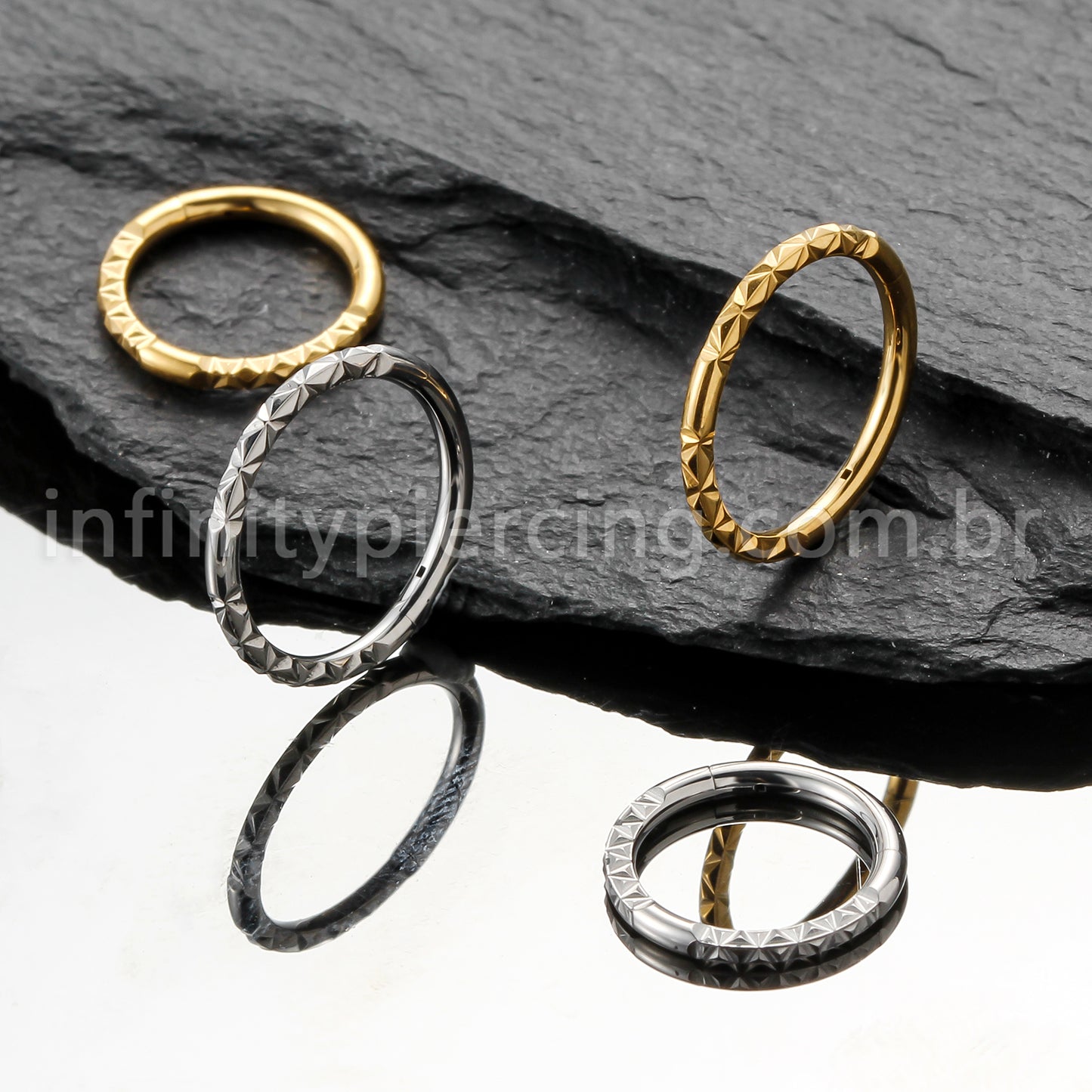 Piercing Argola Titânio Detalhada