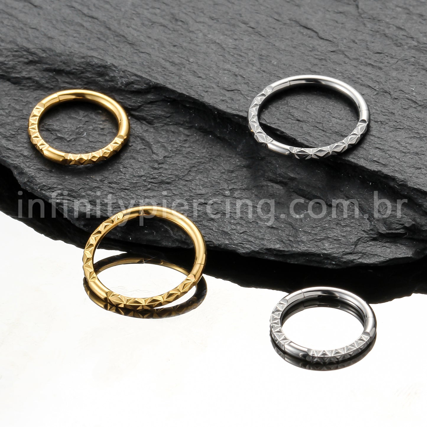 Piercing Argola Titânio Detalhada