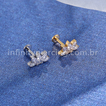 Piercing Labret Titânio Rosca Interna Flor 5 Pedras Zircônia Oval